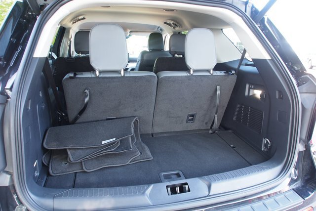 Certified 2025 Ford Explorer Active w/ Active Comfort Package RWD image 17