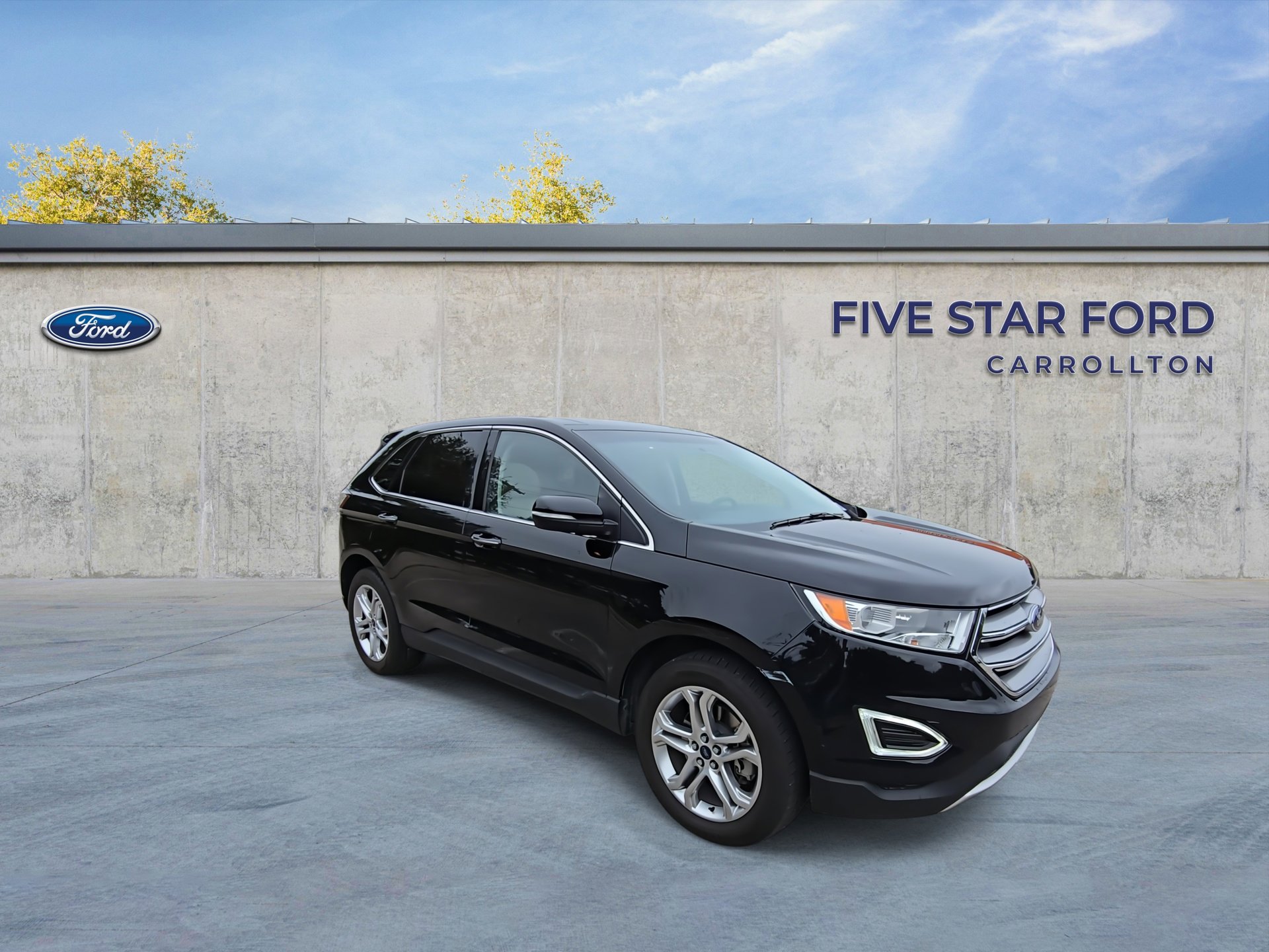 Certified 2018 Ford Edge Titanium w/ Equipment Group 301A FWD image 2