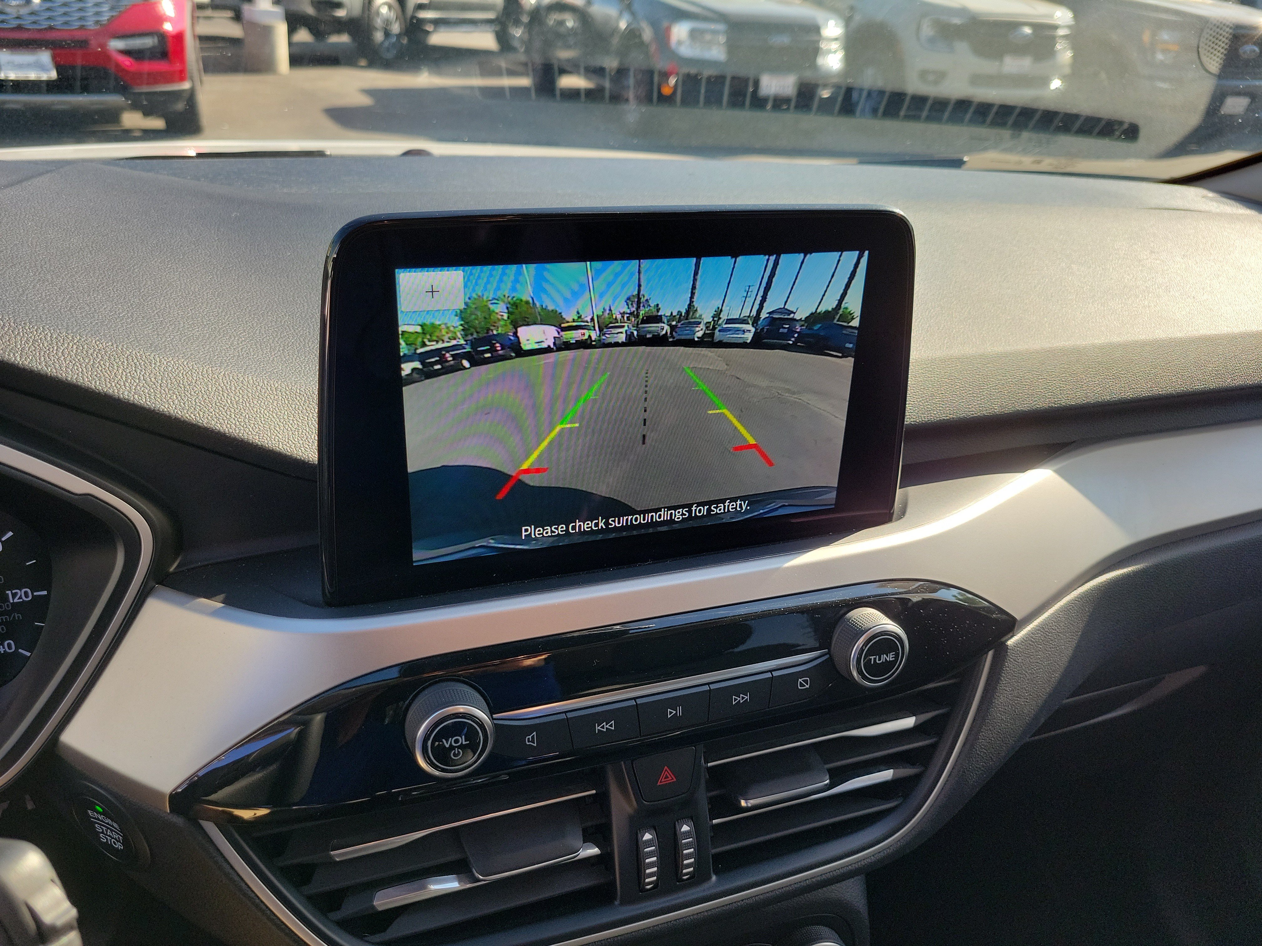 Certified 2020 Ford Escape SE FWD image 9