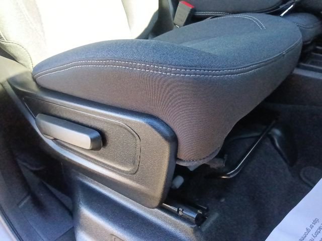 Used 2025 RAM 1500 Big Horn AWD/4WD image 32