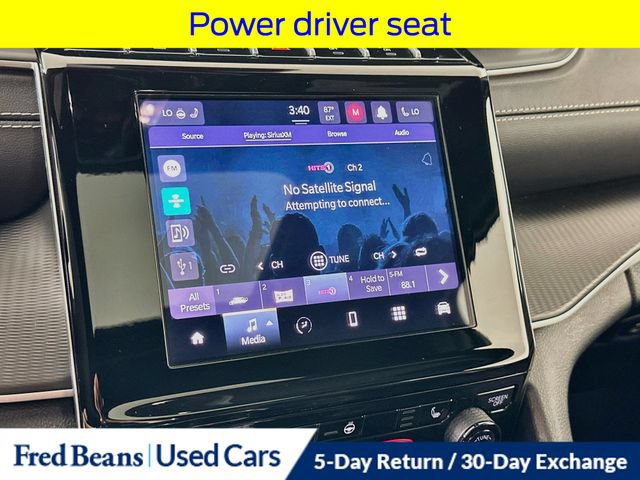 Used 2024 Jeep Grand Cherokee L Laredo AWD/4WD image 17