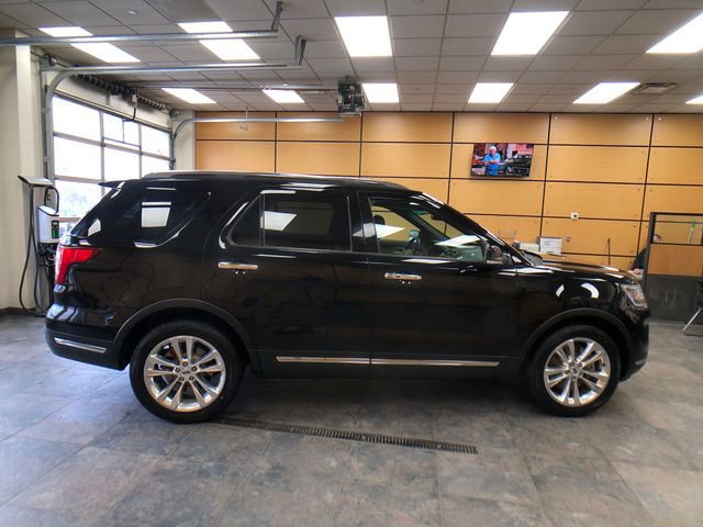 Certified 2018 Ford Explorer Limited w/ Equipment Group 301A image 6