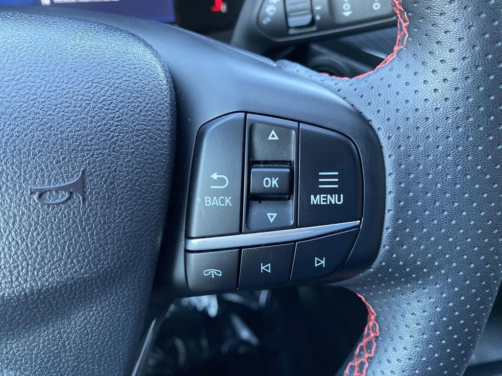 Certified 2025 Ford Escape ST-Line Select image 31
