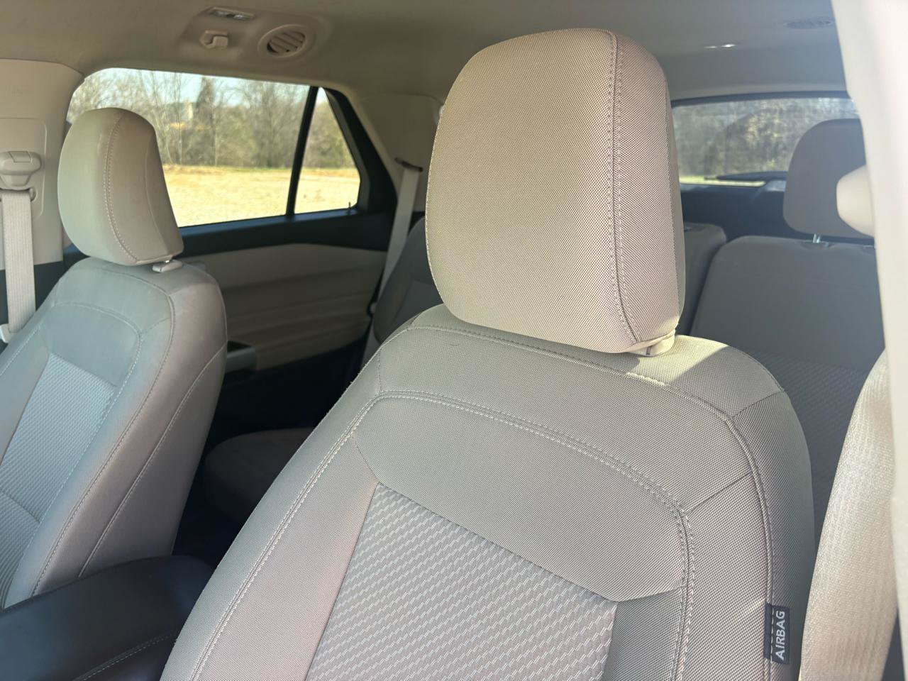 Certified 2022 Ford Explorer XLT RWD image 14