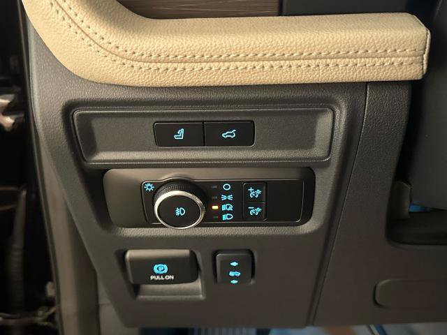 Certified 2024 Ford Expedition Max Limited RWD image 15
