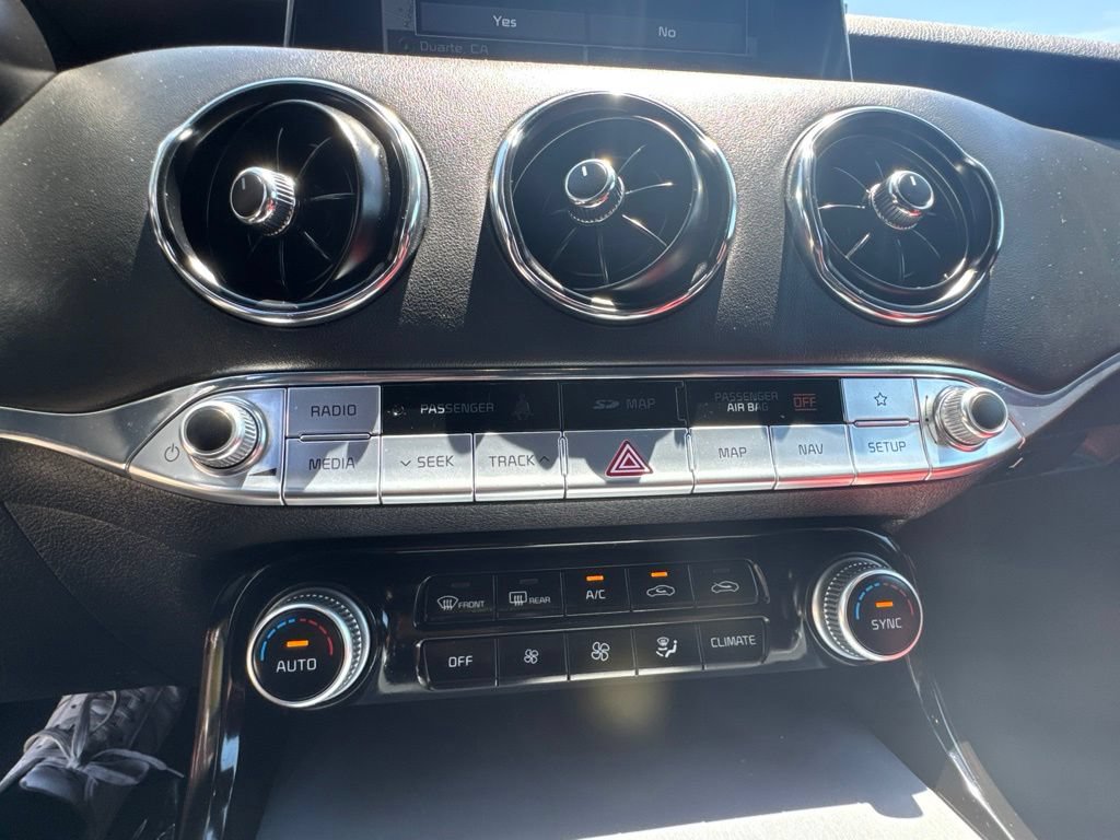 Used 2019 Kia Stinger GT1 RWD image 32
