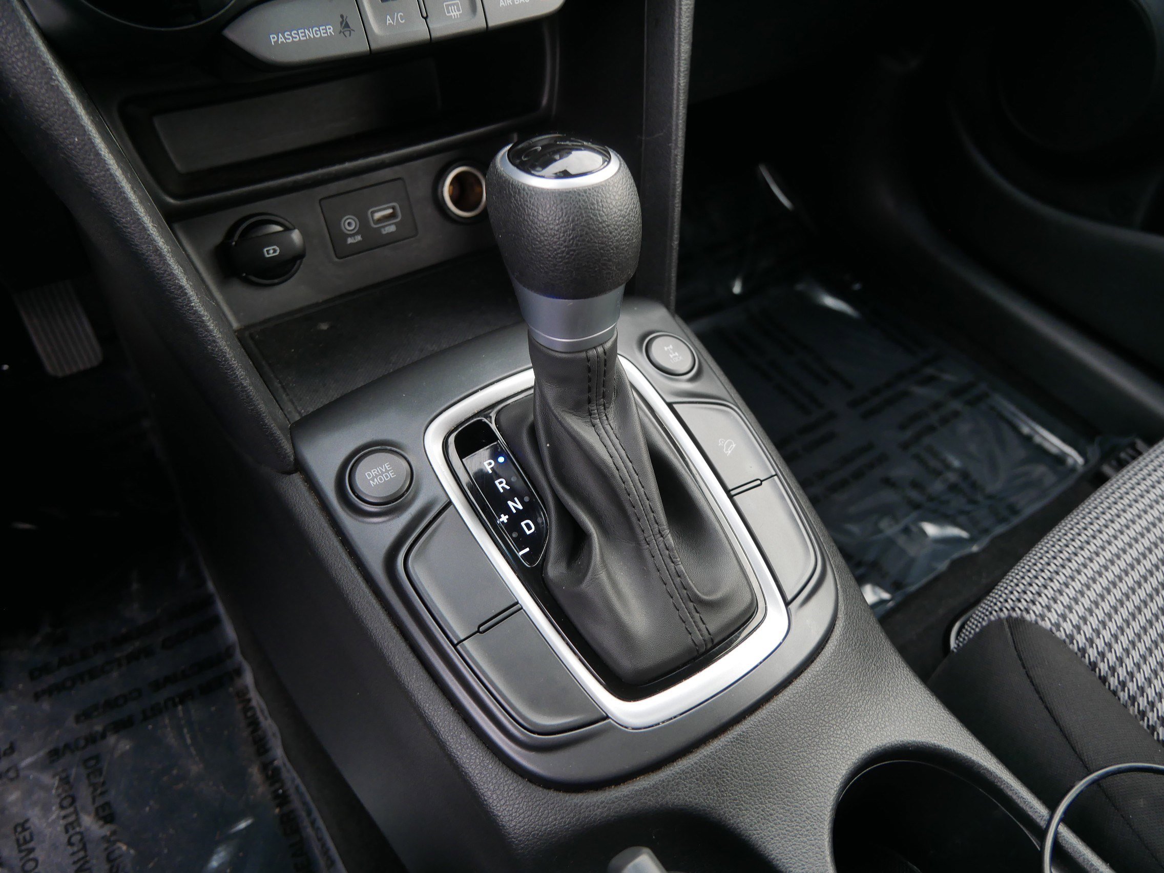 Used 2021 Hyundai Kona SE image 24