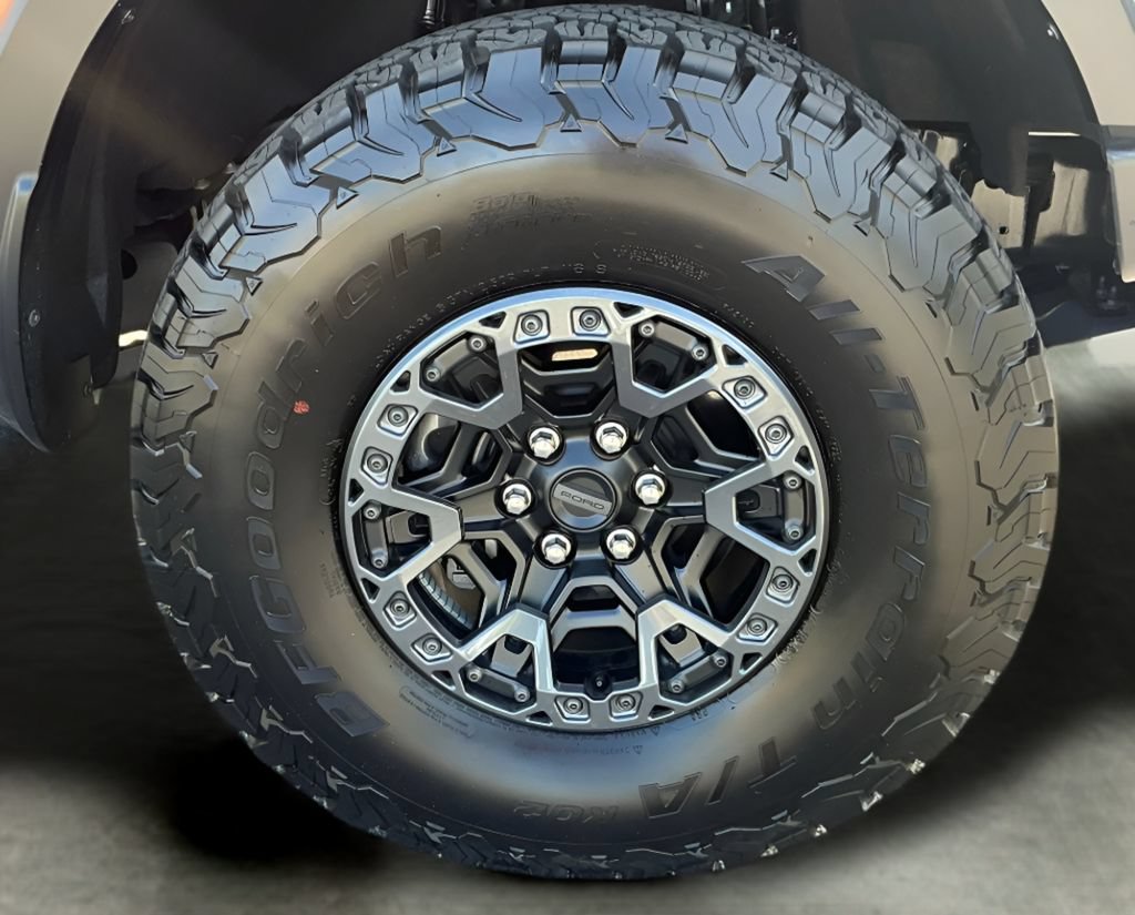 Certified 2025 Ford F150 Raptor w/ Equipment Group 803A Raptor R AWD/4WD image 14