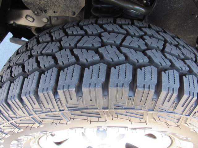 Used 2021 Toyota Tacoma SR AWD/4WD image 14