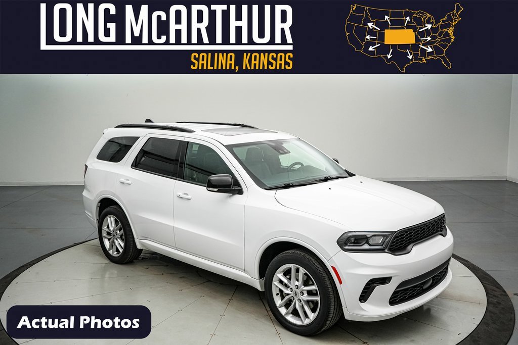 Used 2024 Dodge Durango GT image 1