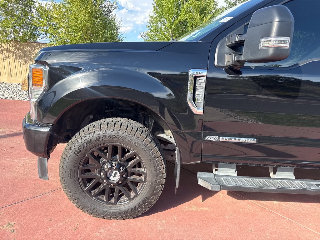 Certified 2022 Ford F250 XLT w/ Black Appearance Package AWD/4WD image 33