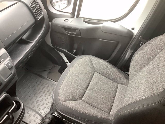 Used 2025 RAM ProMaster 2500 w/ U-Haul Equipment Group FWD image 19