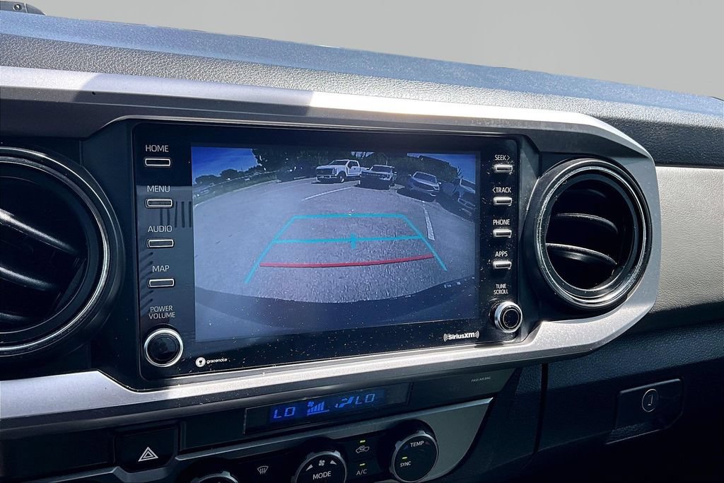 Used 2022 Toyota Tacoma SR5 AWD/4WD image 22