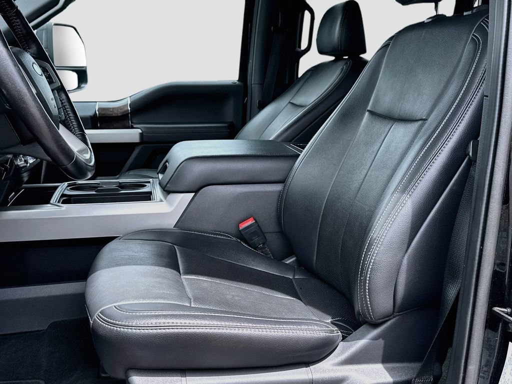 Certified 2022 Ford F250 Lariat w/ Black Appearance Package AWD/4WD image 19