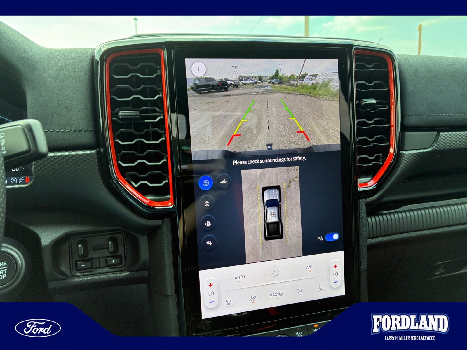 Certified 2025 Ford Ranger Raptor AWD/4WD image 28
