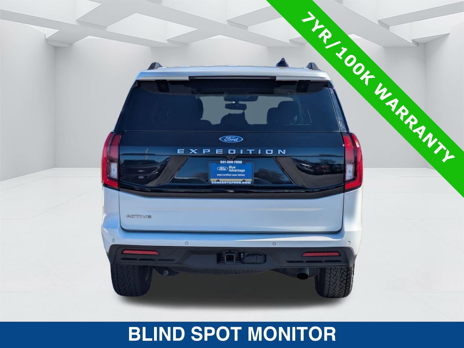 Certified 2025 Ford Expedition Active image 4