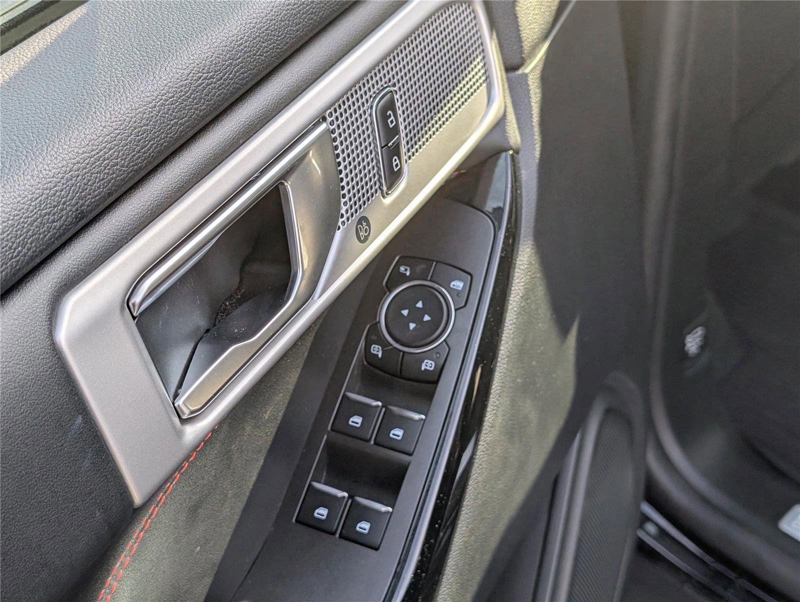 Certified 2023 Ford Explorer ST-Line w/ Class IV Trailer Tow Package image 23