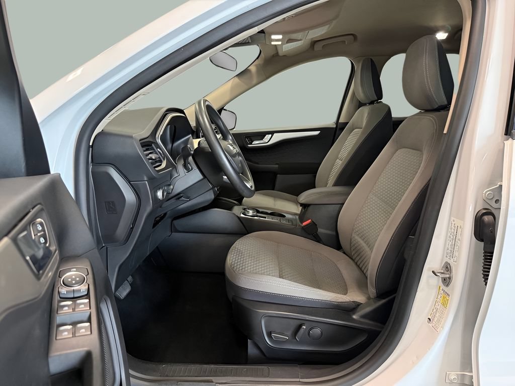 Certified 2020 Ford Escape SE AWD/4WD image 12