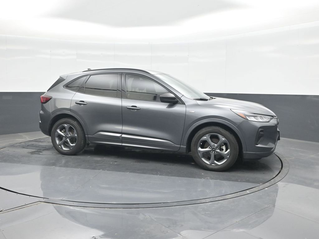 Certified 2023 Ford Escape ST-Line w/ Tech Pack #1 FWD image 11