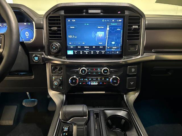 Certified 2025 Ford F150 Platinum AWD/4WD image 26
