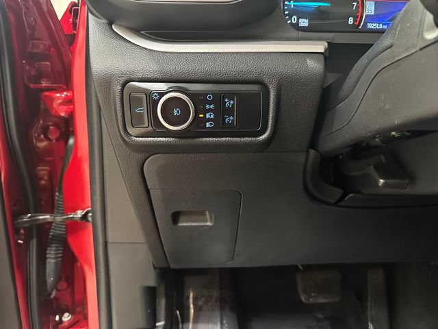 Certified 2023 Ford Explorer XLT w/ Equipment Group 202A AWD/4WD image 18