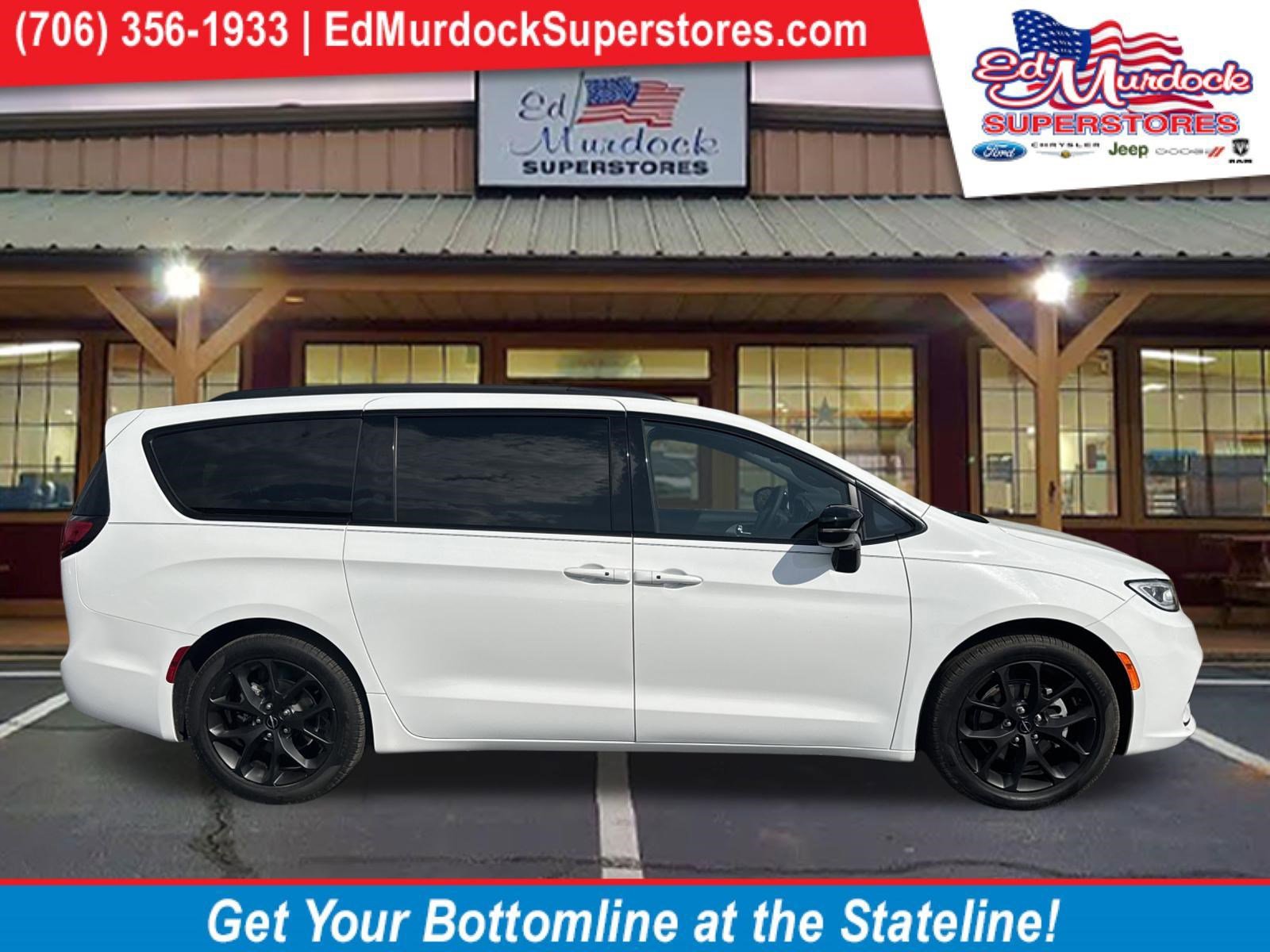 Used 2024 Chrysler Pacifica Touring-L w/ S Appearance Package FWD image 1
