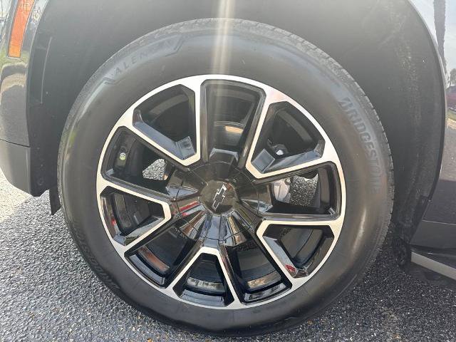Used 2025 Chevrolet Tahoe RST w/ Comfort Package RWD image 11