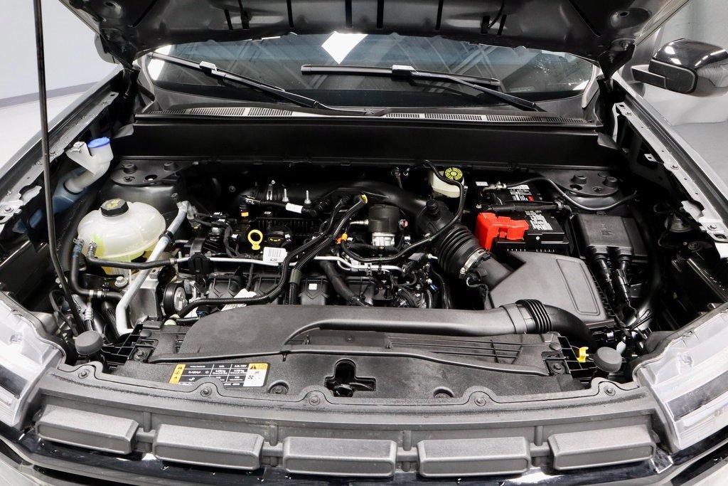 Certified 2024 Ford Maverick Lariat w/ Black Appearance Package image 18