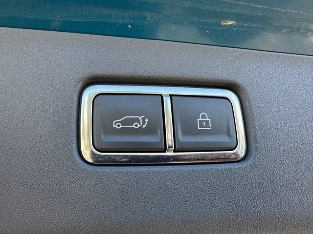 Used 2024 Kia EV9 GT-Line AWD/4WD image 14