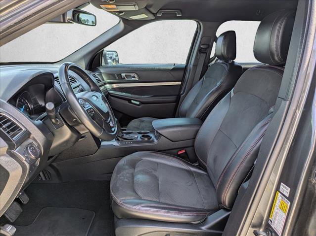 Certified 2018 Ford Explorer XLT w/ Equipment Group 202A FWD image 16