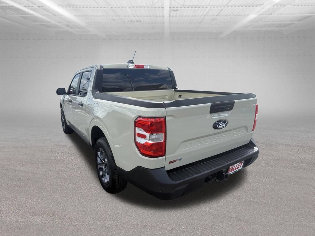 Certified 2025 Ford Maverick XLT w/ Equipment Group 302A AWD/4WD image 9