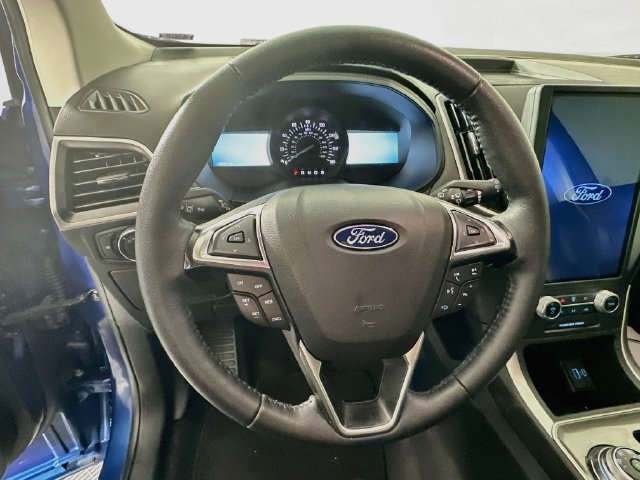 Certified 2024 Ford Edge SEL w/ Convenience Package AWD/4WD image 17