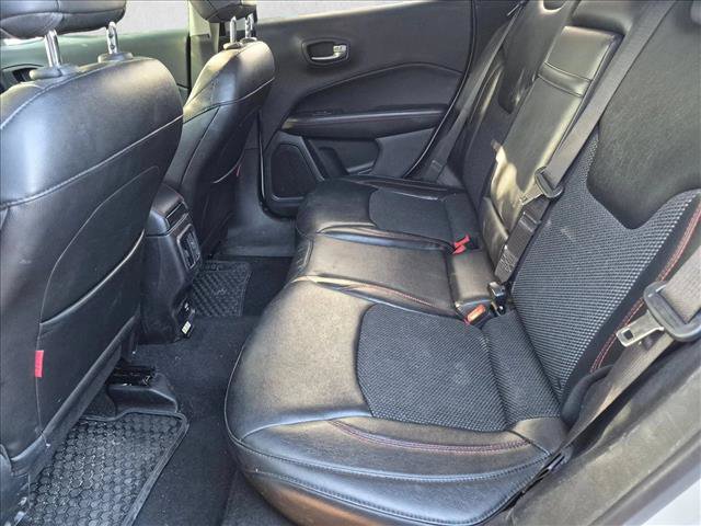 Used 2018 Jeep Compass Trailhawk AWD/4WD image 13