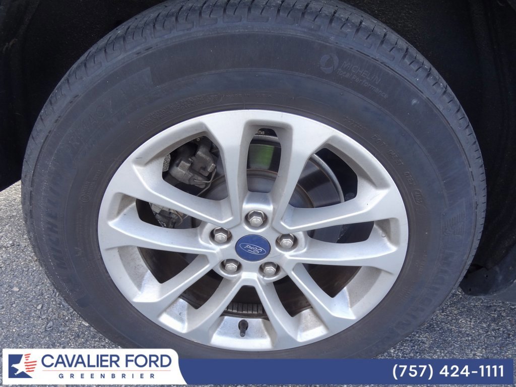 Certified 2022 Ford Escape SE image 11