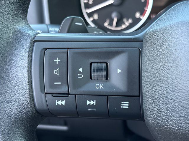 Used 2026 Nissan Rogue S AWD/4WD image 13