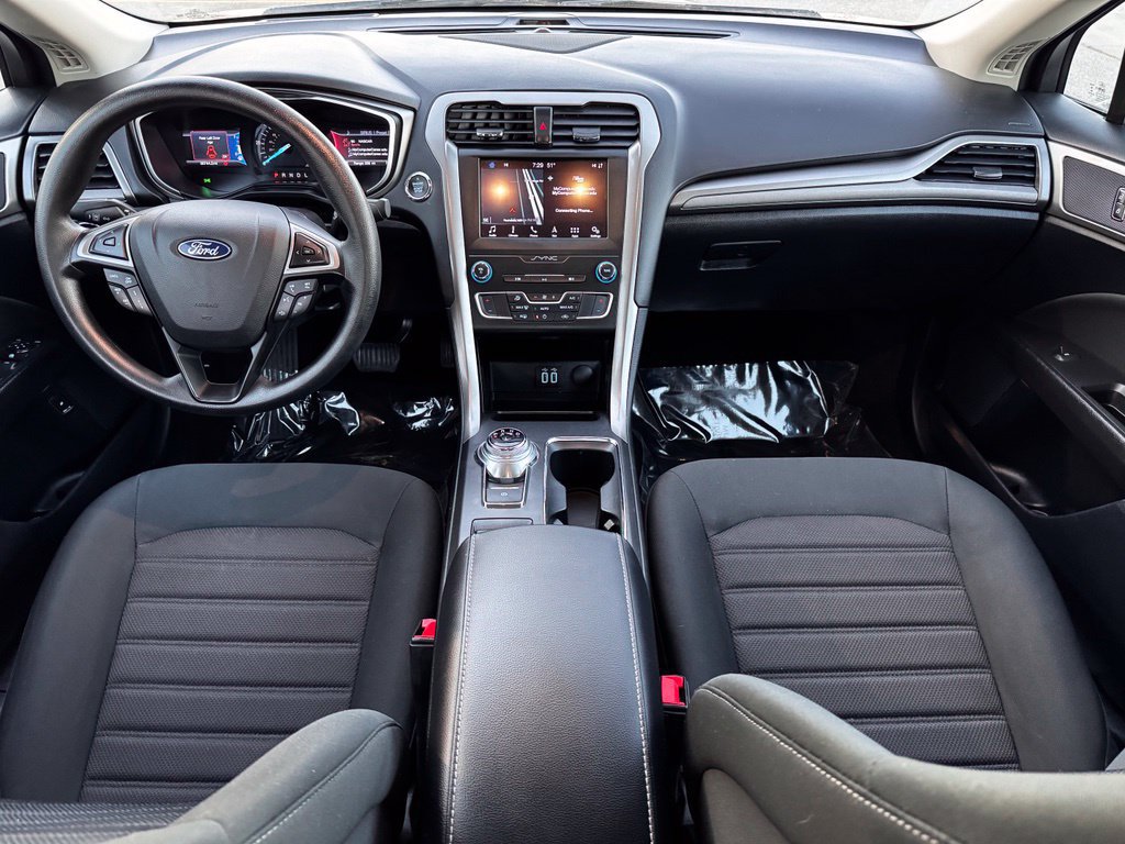 Certified 2019 Ford Fusion SE FWD image 14