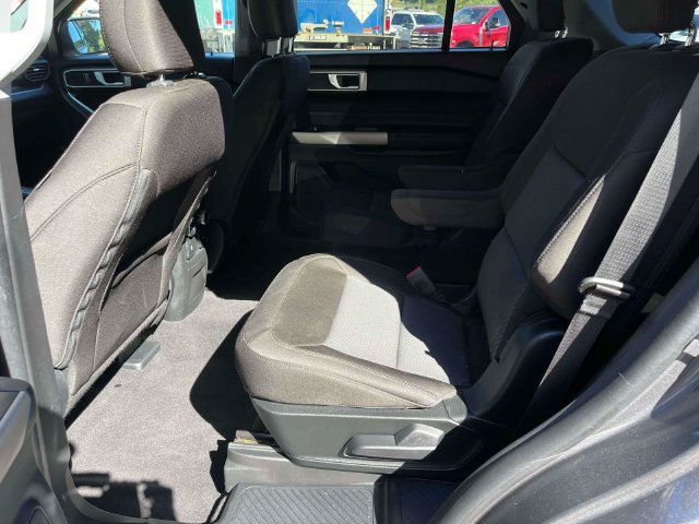 Certified 2023 Ford Explorer XLT RWD image 18