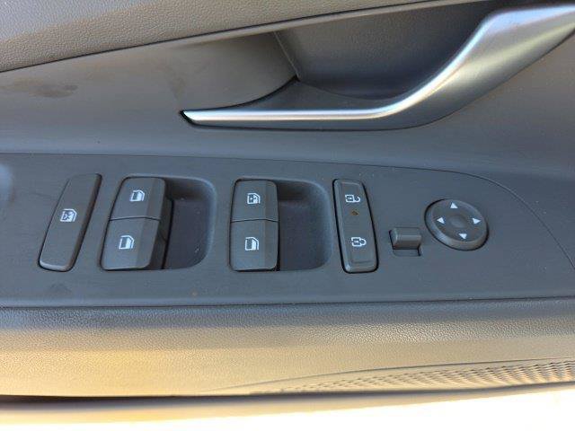 Used 2024 Hyundai Elantra Blue FWD image 33