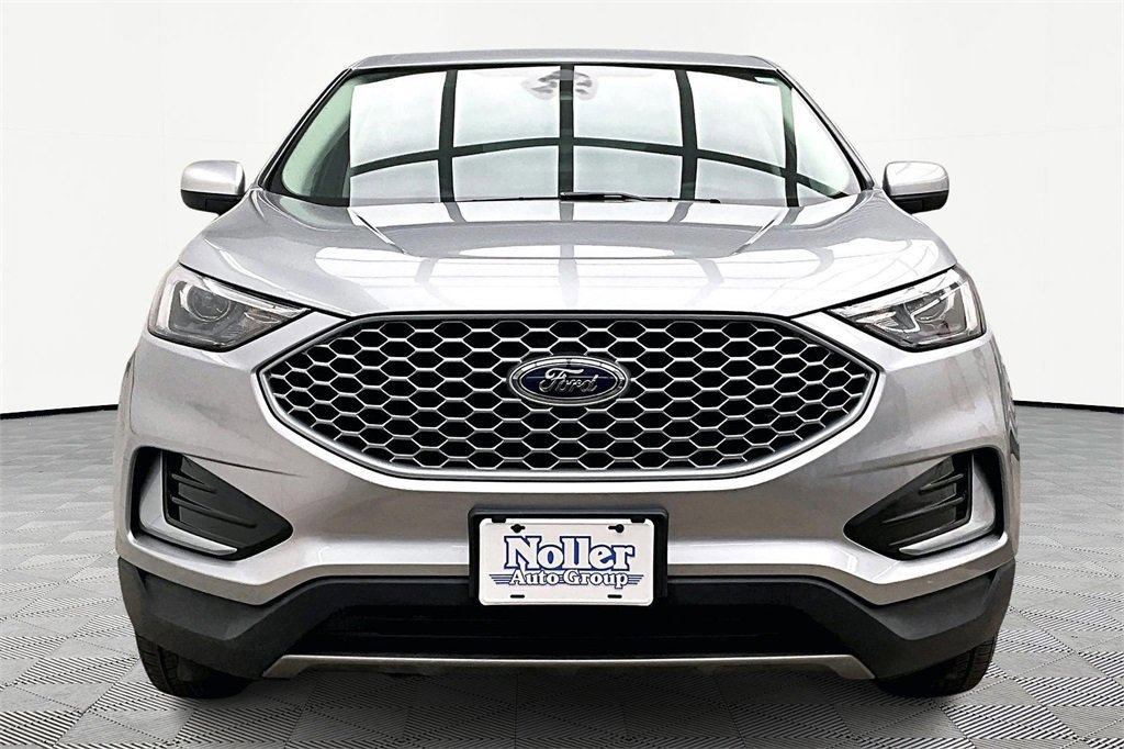 Certified 2023 Ford Edge SEL image 6