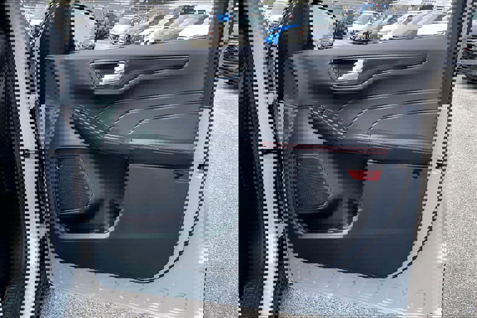 Certified 2025 Ford Escape ST-Line w/ Equipment Group 301A image 23