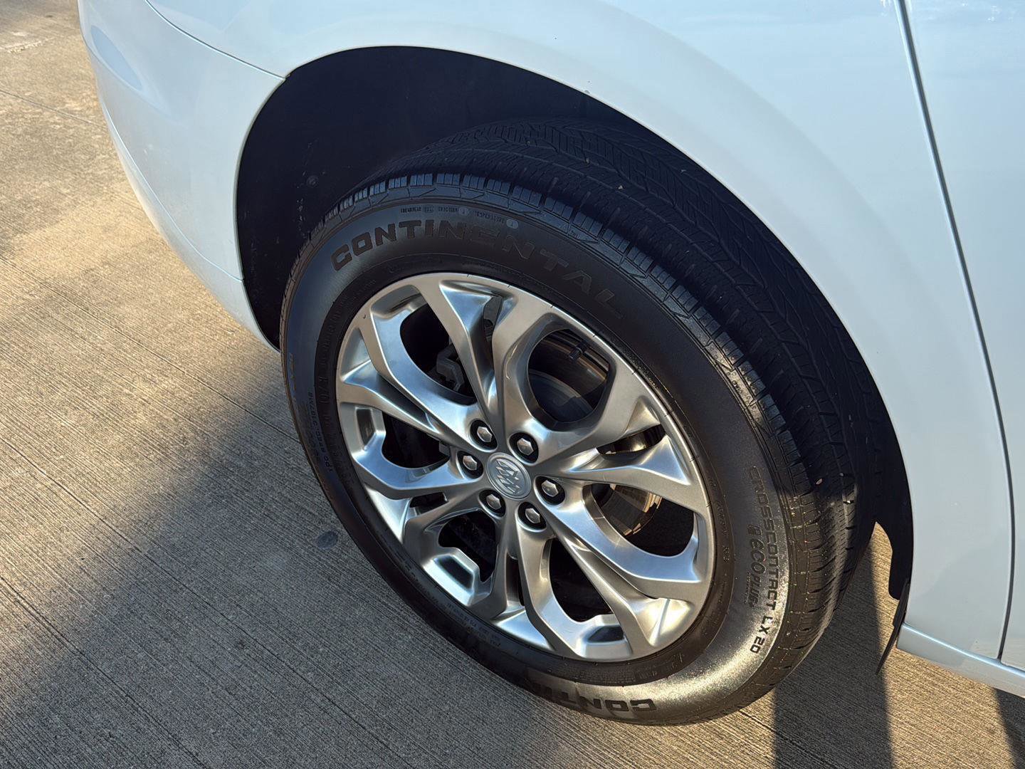 Used 2020 Buick Enclave Avenir w/ Avenir Technology Package image 9