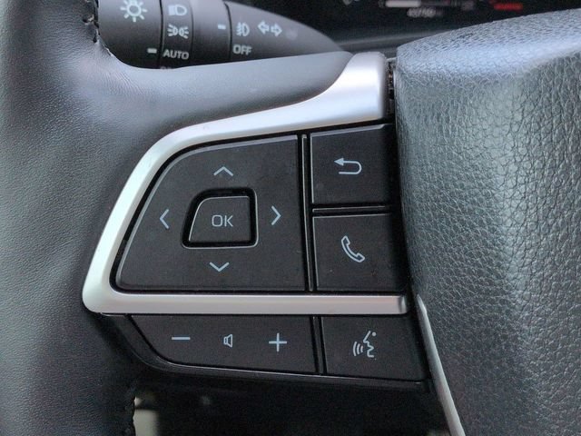 Used 2024 Toyota Grand Highlander Limited FWD image 23