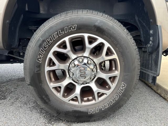 Certified 2021 Ford F350 King Ranch w/ King Ranch Ultimate Package AWD/4WD image 35