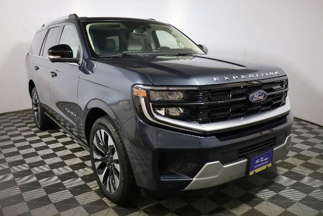 Certified 2025 Ford Expedition Platinum w/ Driver's Package AWD/4WD image 4