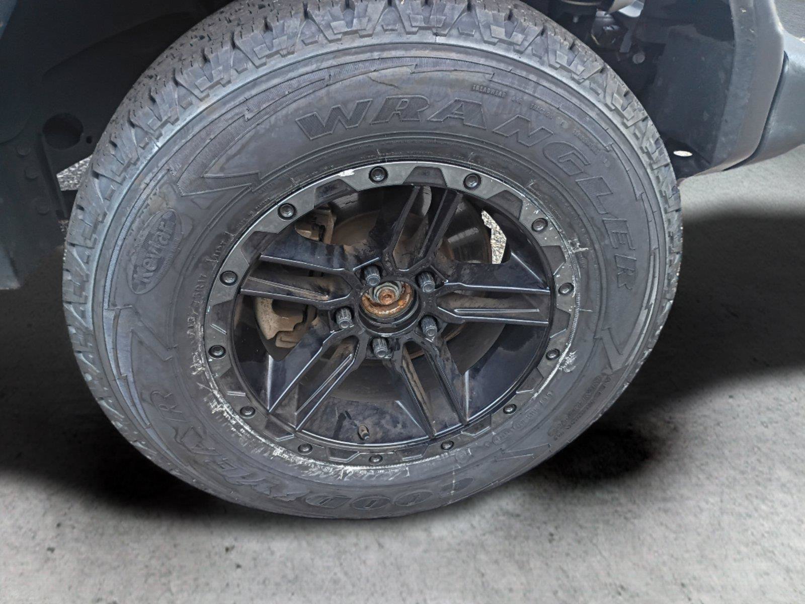 Used 2024 Jeep Wrangler Unlimited Sport AWD/4WD image 19