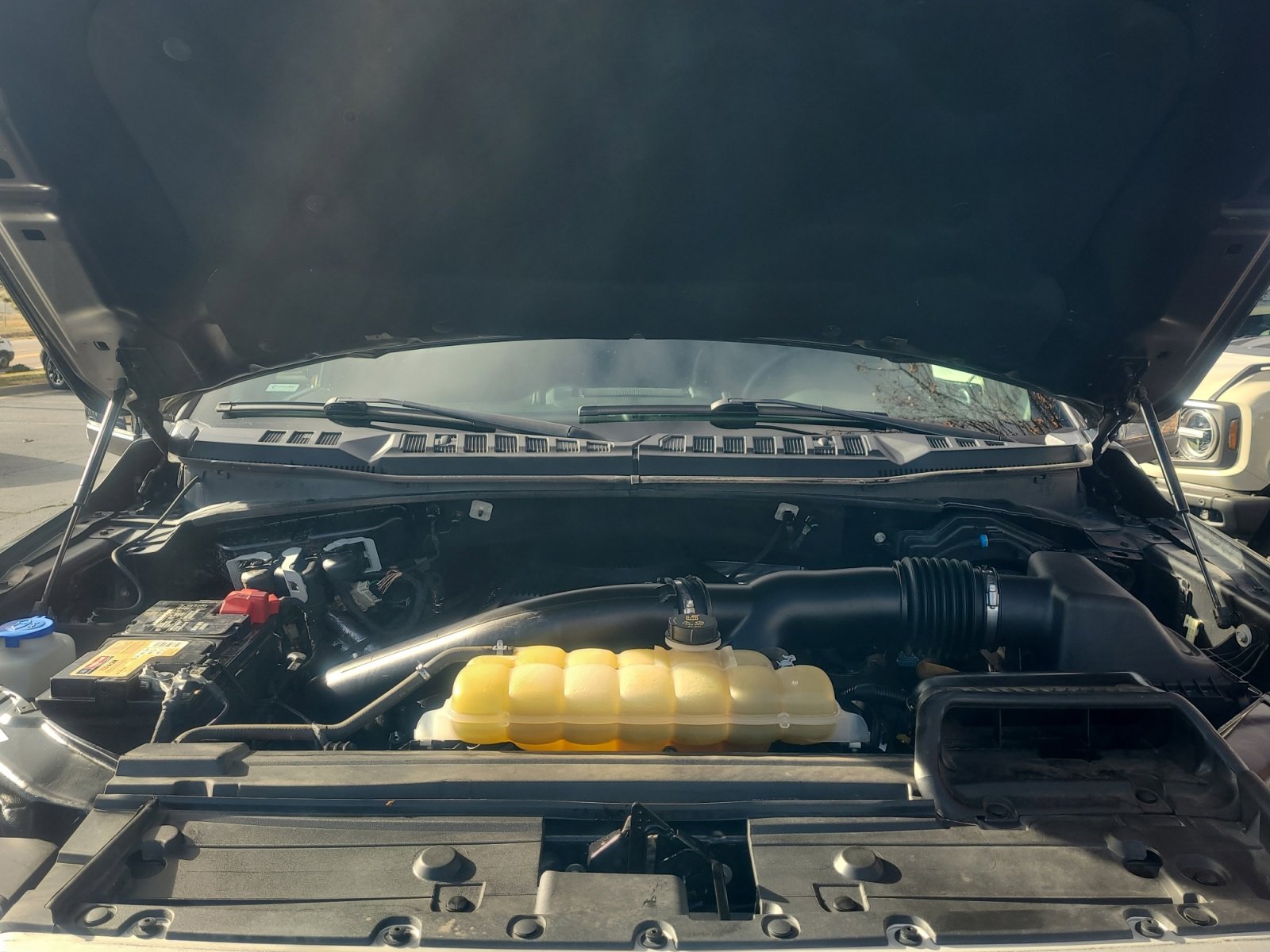 Certified 2020 Ford F150 Lariat w/ Equipment Group 502A Luxury image 21