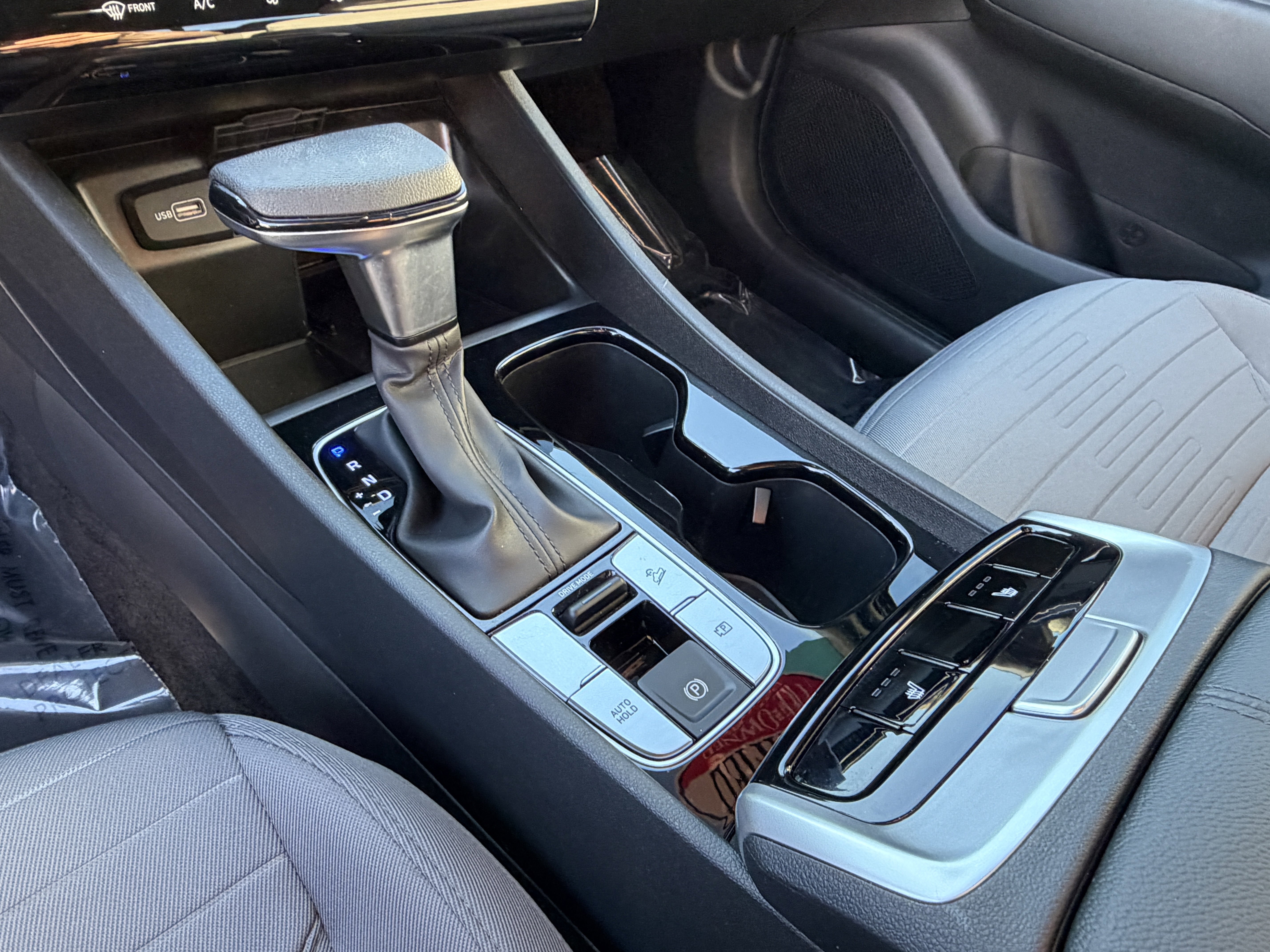 Used 2024 Hyundai Santa Cruz SEL w/ Activity Package image 17