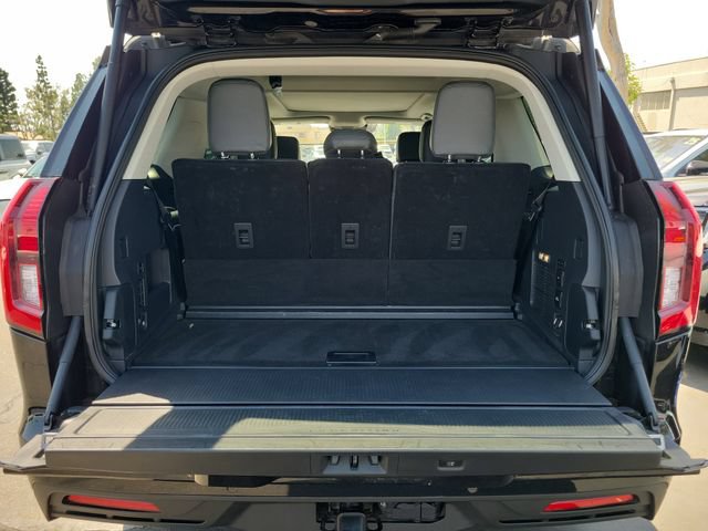 Certified 2025 Ford Expedition Active AWD/4WD image 20