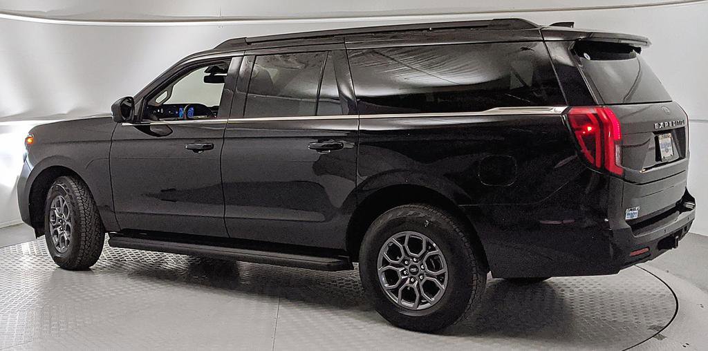 Certified 2025 Ford Expedition Max Active AWD/4WD image 3