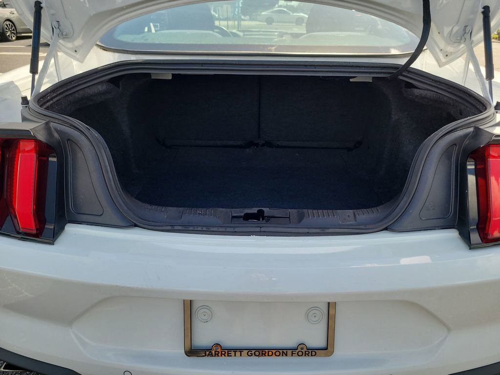 Certified 2022 Ford Mustang Coupe w/ Equipment Group 101A image 6